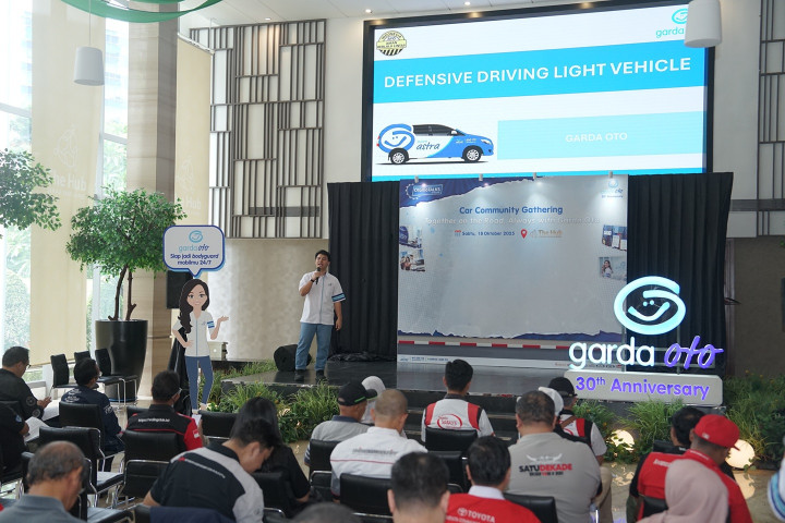 Mengajak Ajak Komunitas Mobil Tanamkan Budaya Berkendara Aman