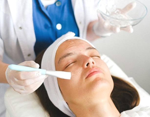 Perawatan yang Bisa Mengatasi Pori-pori Besar di Wajah