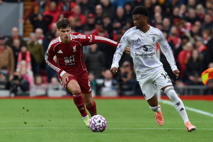 Sundulan Harry Maguire bawa MU Kalahkan Liverpool 2-1