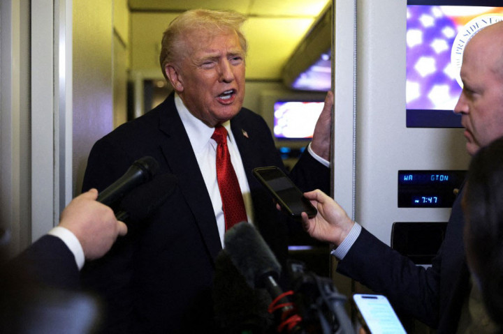 ​Trump Desak Hentikan Perang Rusia-Ukraina di Garis Depan