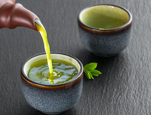 Matcha vs Teh Hijau: Perbedaan, Manfaat, dan Mana yang Harus Dipilih?