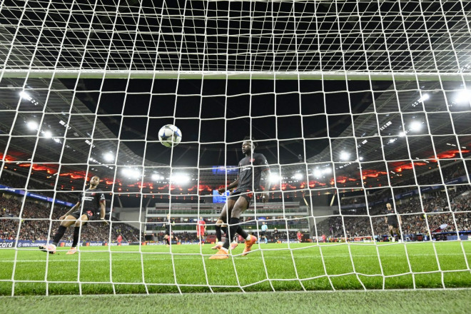 Striker PSG Ousmane Dembele sumbang gol saat timnya menghancurkan Bayer Leverkusen 2-7-Foto INA FASSBENDER / AFP