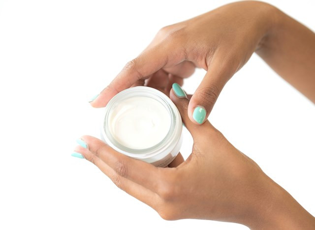 4 Rekomendasi Physical Sunscreen Maksimal Lindungi Kulit dari Paparan Sinar Matahari