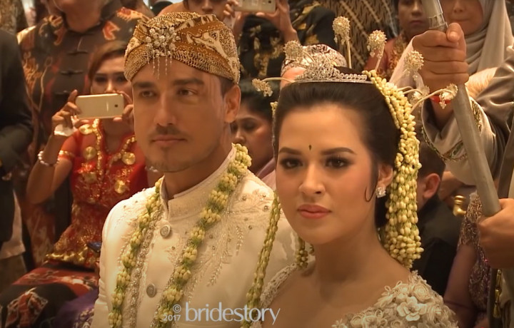 Mengenang Mahar Emas Batangan 500 Gram di Pernikahan Raisa dan Hamish Daud