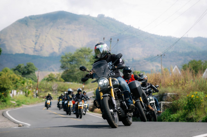Touring Bali-Lombok Ronin Riders, Sambangi Destinasi Ikonik