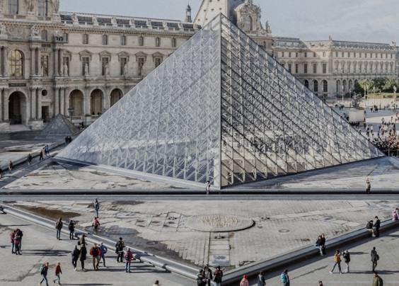 Museum Louvre, Paris jadi korban perampokan pada tahun ini.