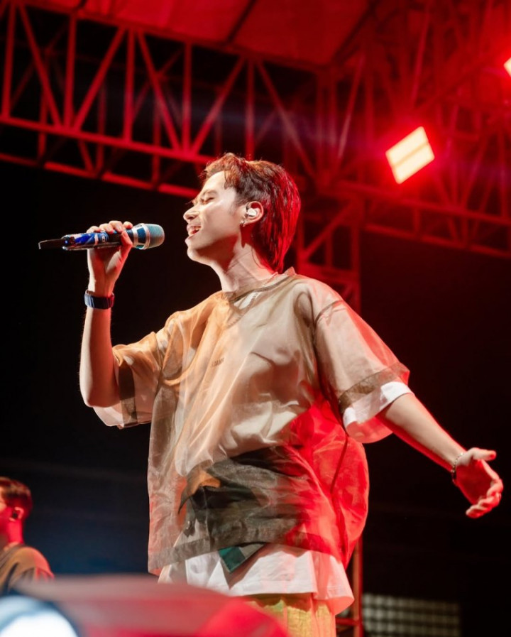 Intip Whoop Band yang Dipakai Vidi Aldiano, Bukan untuk Gaya!