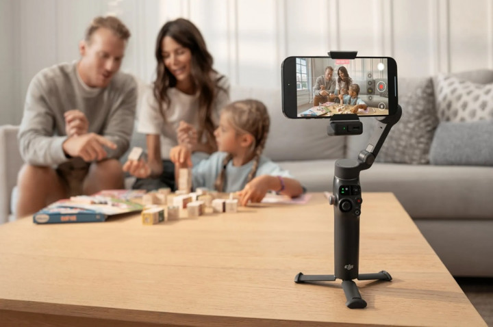 DJI Osmo Mobile 8, Gimbal Smartphone Canggih dengan Pelacakan Cerdas