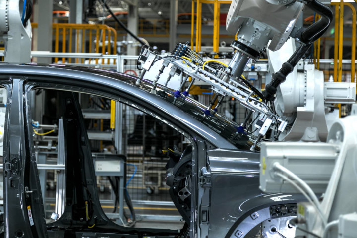 Canggihnya Changan Digital Intelligent Factory di Chongqing