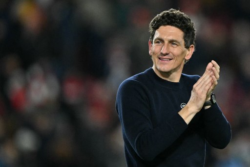 Pelatih Brentford, Keith Andrews. (Glyn KIRK / AFP)