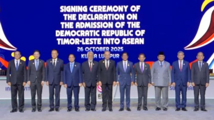 Penandatanganan Declaration on the Admission of Timor-Leste into ASEAN di KTT ASEAN ke-47 Tahun 2025. DOK YouTube/RTVM