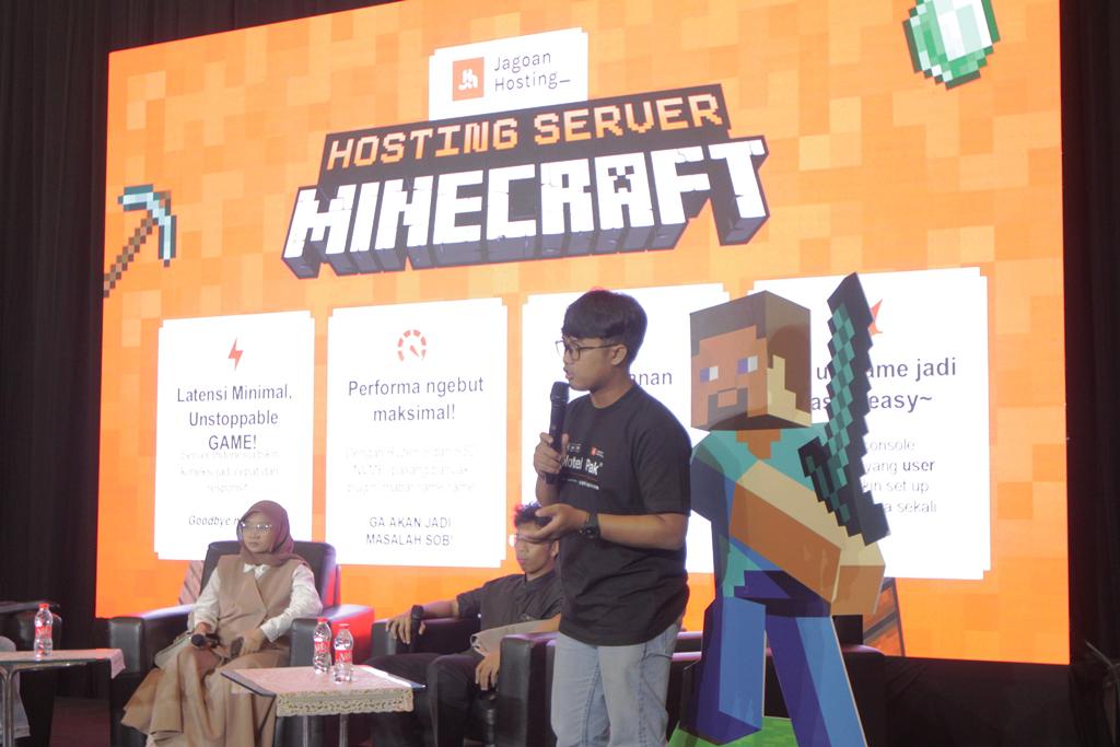 Bagi sebuah komunitas yang anggotanya bisa mencapai ribuan, server adalah jantung dari kolaborasi. Dok. Ist