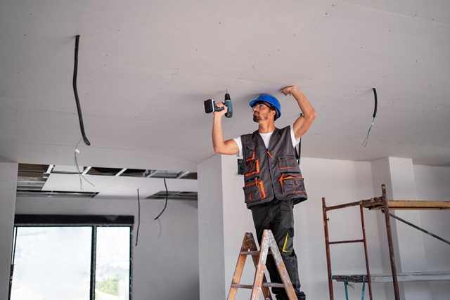 Tinggi ideal plafon di rumah. Foto: Freepik