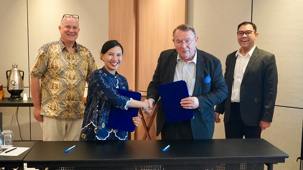 Penandatanganan Memorandum of Agreement (MoA) antara IPTI dengan BHMS Swiss. ist