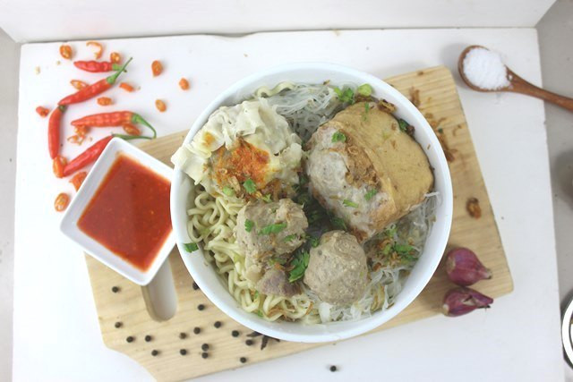 Sebelum Makan, Kenali 5 Ciri-ciri Bakso yang Mengandung Babi