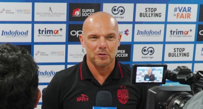 Pelatih Bali United, Johnny Jansen. (Foto: Dok. ileague.id)