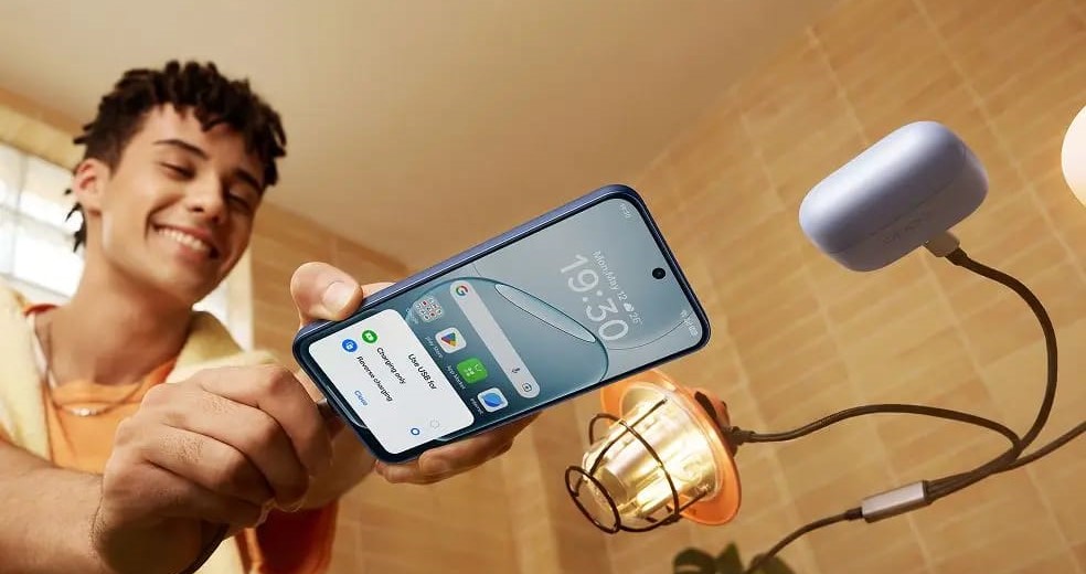 Oppo kembali meramaikan pasar smartphone kelas menengah di Indonesia lewat kehadiran OPPO A6 Pro 5G.