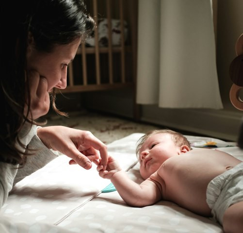 Saat membahas penurunan berat badan pasca melahirkan, tetapkan ekspektasi yang realistis ya Mom. (Foto: Ilustrasi/Dok. Pexels.com)