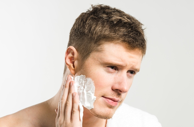 Simak rekomendasi beberapa sabun muka khusus untuk pria yang memiliki kulit kusam dan berminyak. (Foto: Ilustrasi/Dok. Freepik.com)