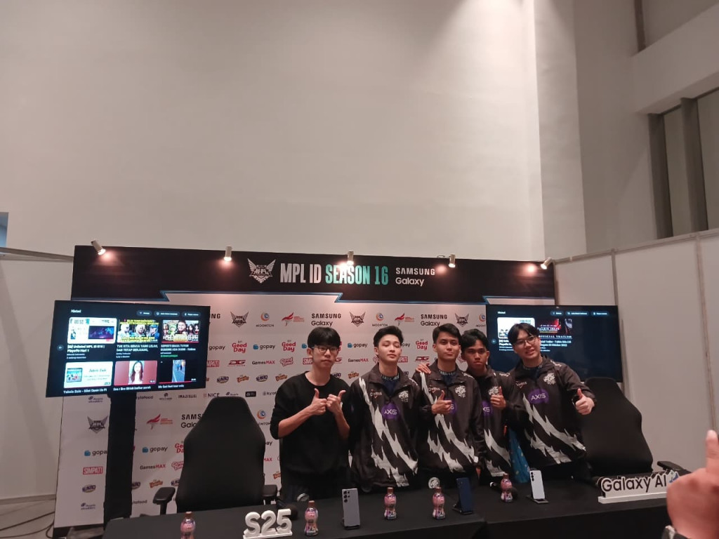 Playoff MPL ID S16: EVOS Siap Hadapi ONIC di Derby El Clasico (Foto: Medcom.id)