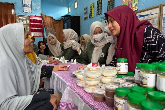 Kisah Helmina Lawan Stunting di Kalimantan, Manfaatkan Daun Kalakai dari Tanah Rawa