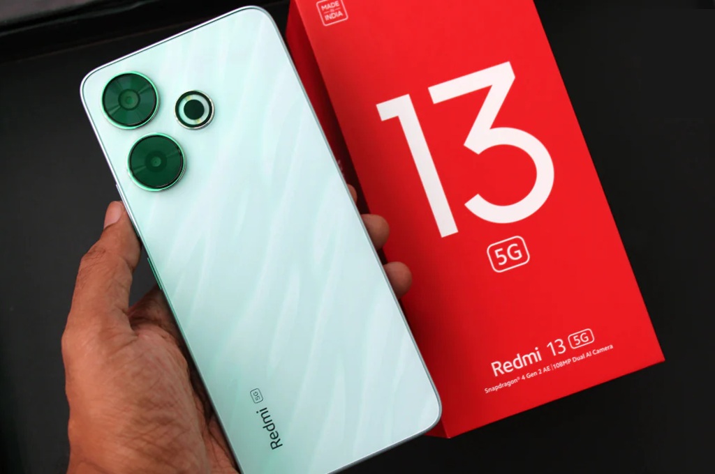 Berikut daftar HP Xiaomi 2 jutaan dengan RAM besar, termasuk Redmi Note 13 5G, POCO M6 Pro, Redmi 13, Redmi Note 12, Redmi 15, dan Redmi 13C.