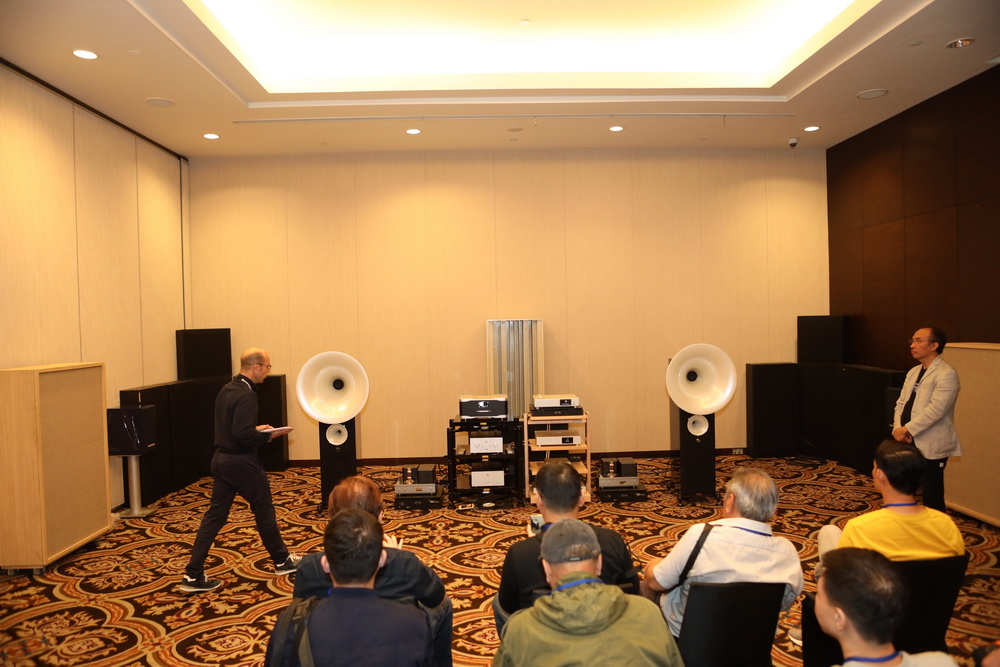 Jakarta International Audio Video Show (Foto: instagram)