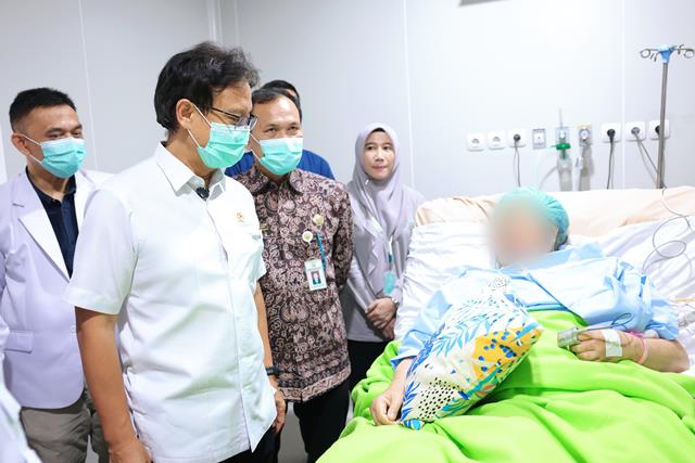 Operasi Jantung Terbuka Perdana Sukses Dilakukan di RSUD Raden Mattaher Jambi