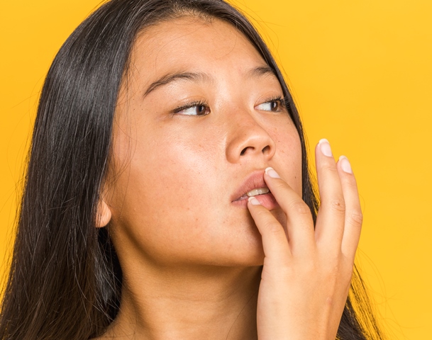 Bagaimana Cara Mencegah Luka Herpes dan Mencegahnya Menyebar?