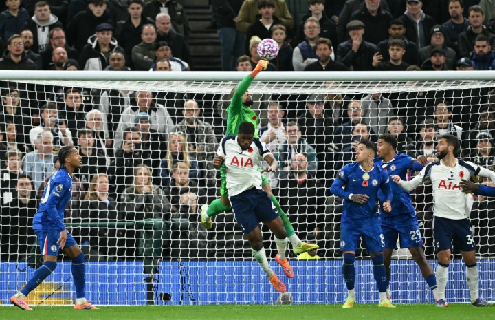 Dulu Sering Blunder, Robert Sanchez Kini Jadi Andalan Chelsea