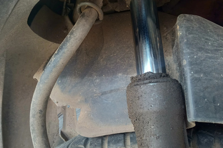 Pentingnya Takaran Oli Shock Depan Sepeda Motor