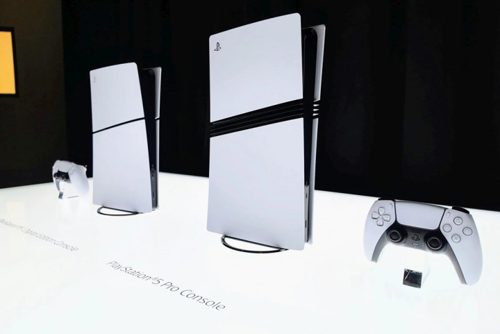 Cek Ombak, Harga PS5 vs PS5 Pro Terbaru