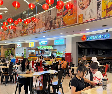 Wajah baru Hawker Street di Pluit Village. (Foto: Dok. Istimewa)