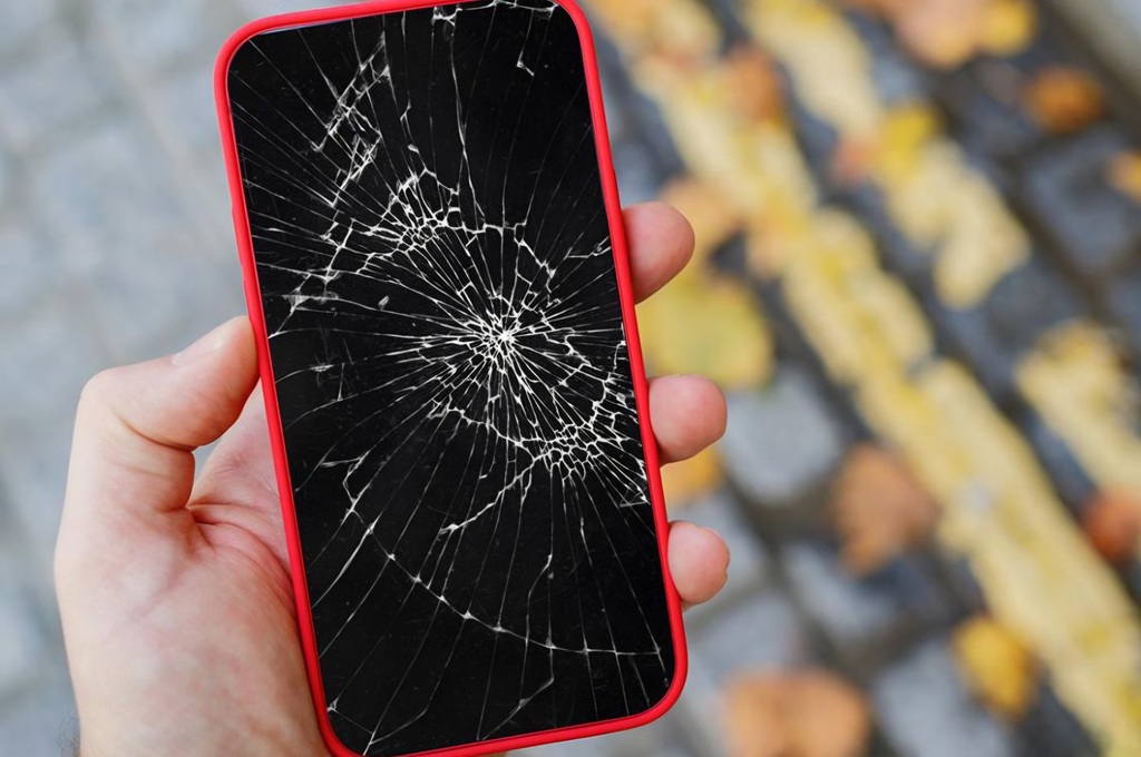 Berikut harga penggantian LCD ponsel 2025 mulai Rp225 ribu hingga Rp7 juta tergantung merek, model, dan kualitas.