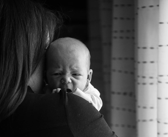 Ini 9 Cara Mengatasi Kurang Tidur untuk Para Orang Tua Baru