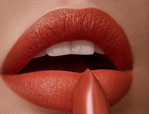 Salah satu produk andalan somethinc adalah seri lipstiknya, yang telah menjadi favorit banyak beauty enthusiast. Ilustrasi Freepik