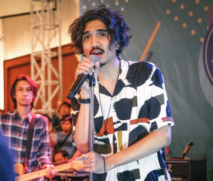 Duta Sheila on 7 Jadi Inspirasi Karakter Film Horor