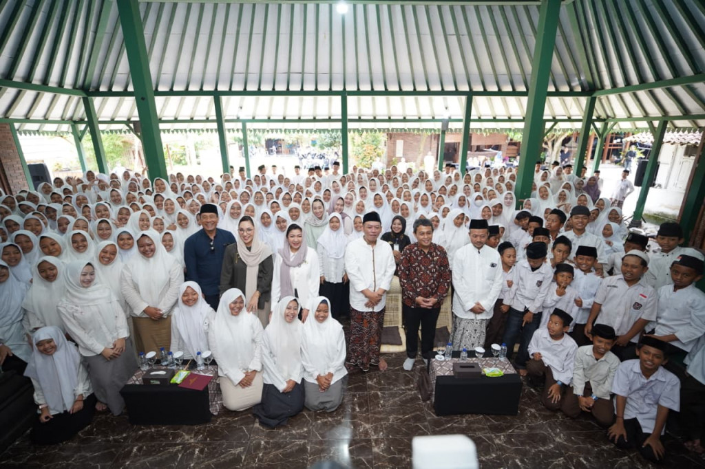 Kemkomdigi dorong literasi digital untuk para santri di Yogyakarta. ist