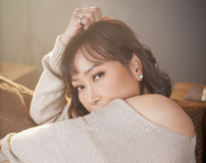 Keberanian Vitalia Mengubah Luka Jadi Bahagia di Single 