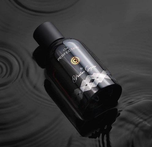 5 Parfum Lokal Aroma Woody, Bikin Pria Tampil Maskulin dan Elegan