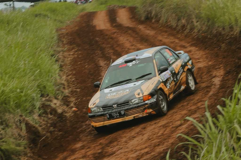 Dewa United Motorsport tetap tampil beringas di seri-6 Sprint Rally. DUM 