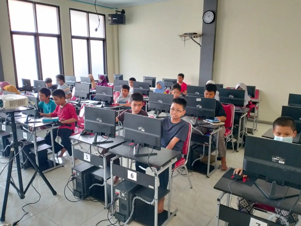 Siswa SD IT Kaffah Islamic. Foto: kaffahislamic.sch.id