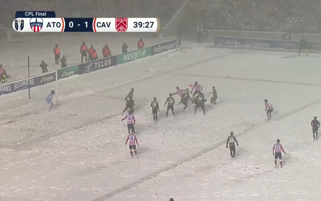 Viral ​partai Final Liga Kanada 2025 digelar di lapangan bersalju dengan suhu -8 derajat (Foto: 