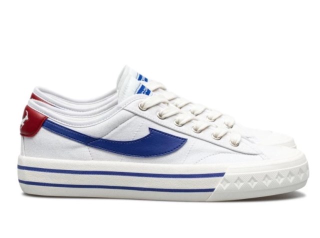 Rekomendasi 4 Sepatu Lokal Ini Sekelas Adidas