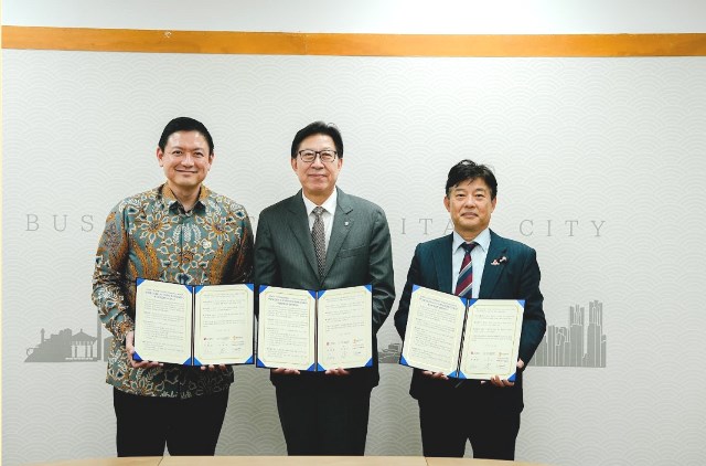   JF3 Fashion Festival secara resmi menandatangani MoU dengan Pemerintah Metropolitan Busan. (Foto: Dok. JF3 Fashion Festival)