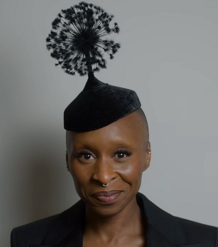 Cynthia Erivo Temukan Barangnya yang Hilang Berkat Penggemar