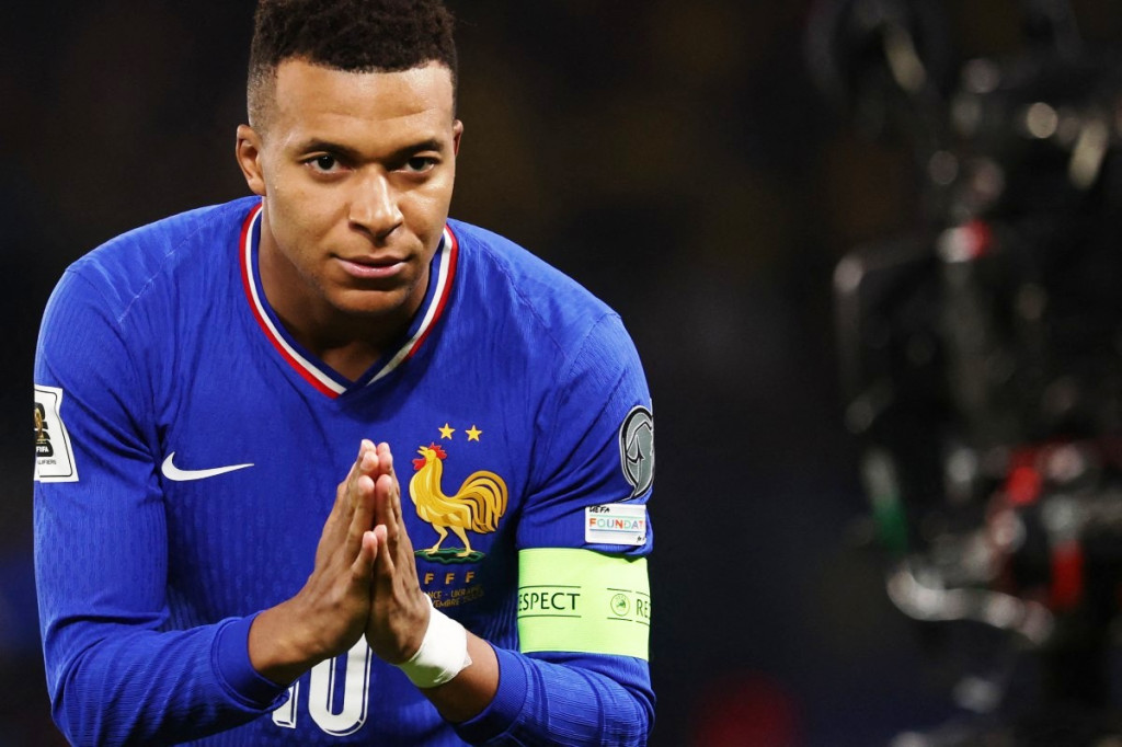 Kylian Mbappe sumbang dua gol dan membantu Prancis lolos ke Piala Dunia 2026-Foto Franck Fife/AFP