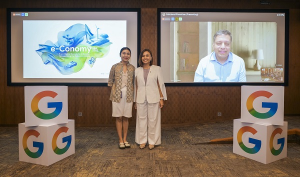 Ki-ka_ Feliciana Wienathan, Communications Manager, Google Indonesia_ Veronica Utami, Country Director, Google Indonesia_ Aadarsh Baijal, Partner, Bain & Company