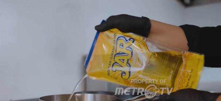 Berkualitas dan Harga Bersahabat, Minyak Goreng JAR Jadi Pilihan Utama Ibu-Ibu