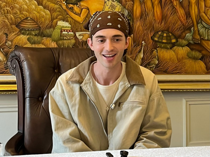 Saking Spesialnya Penggemar Indonesia Bagi Greyson Chance, Sering DM-an di IG